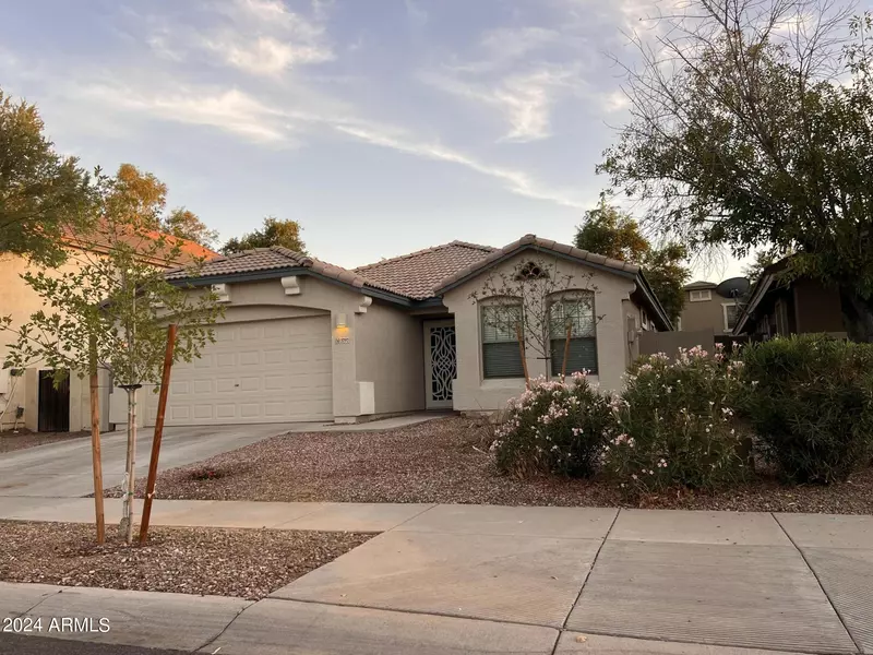 3797 E IRONHORSE Road, Gilbert, AZ 85297