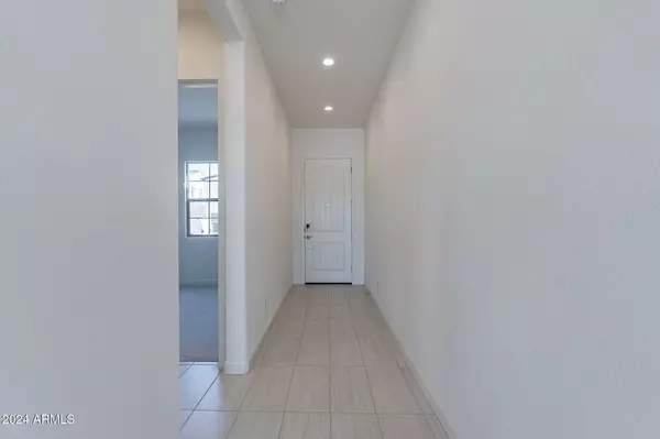 Goodyear, AZ 85338,17984 W LONG LAKE Road