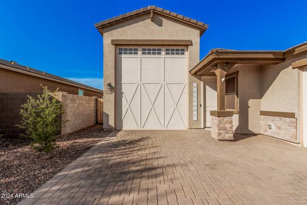 Surprise, AZ 85387,17680 W FETLOCK Trail