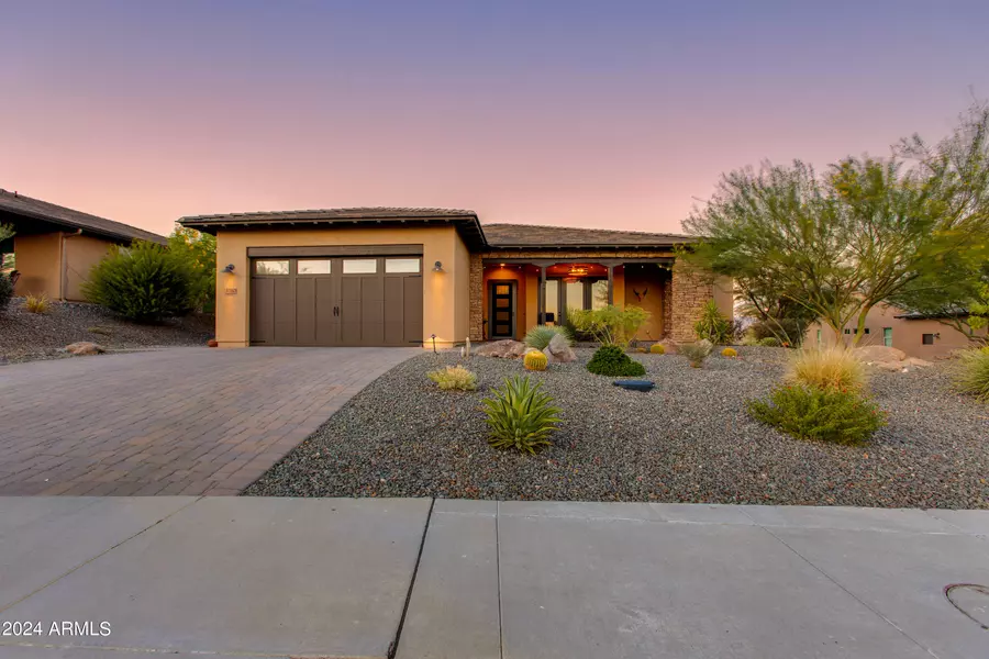 3310 TEN BEARS Circle, Wickenburg, AZ 85390