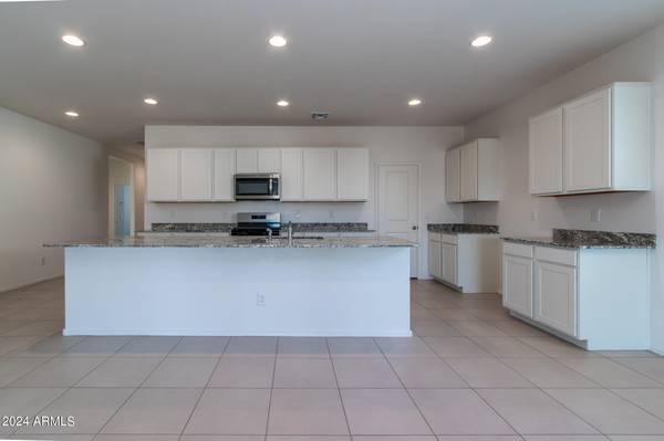 Surprise, AZ 85387,25263 N 155TH Drive