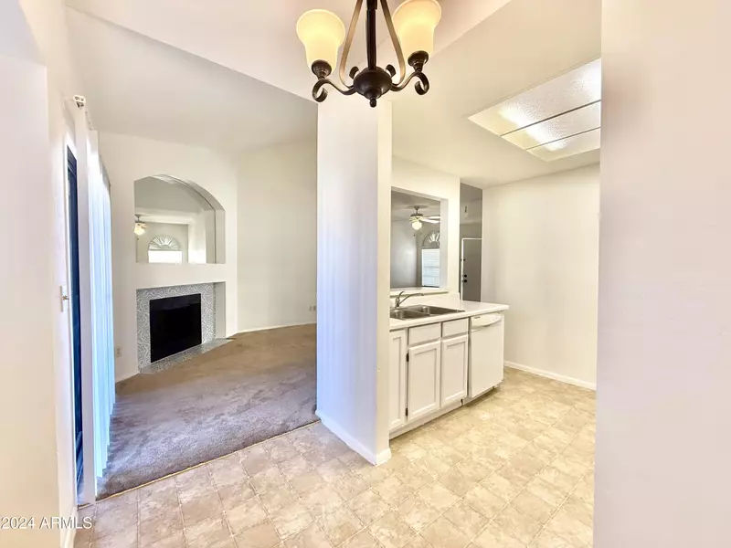 930 N MESA Drive #2062, Mesa, AZ 85201