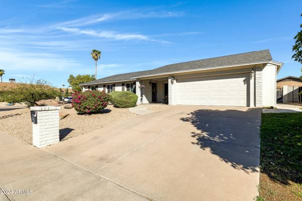 Phoenix, AZ 85032,3622 E COLUMBINE Drive