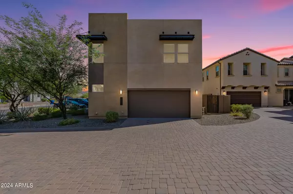 2349 W GLORIA Lane, Phoenix, AZ 85085