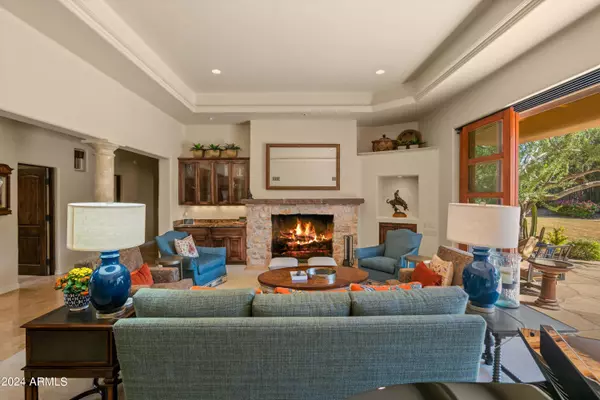 Paradise Valley, AZ 85253,6211 N 51ST Place