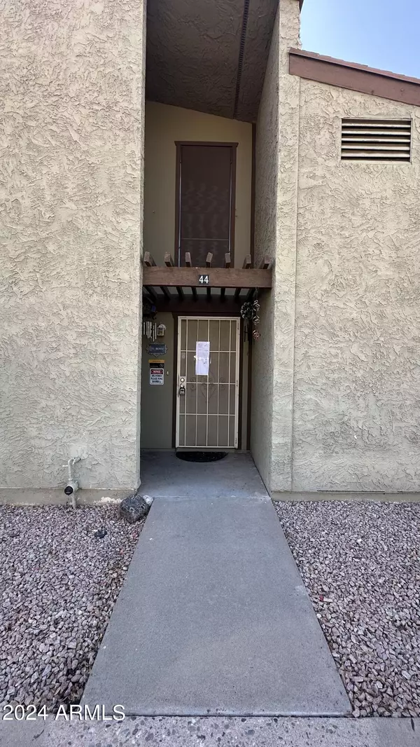 1051 S DOBSON Road #44, Mesa, AZ 85202