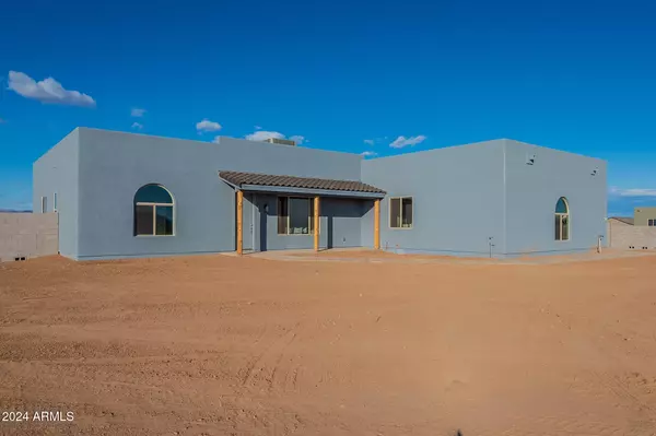 23154 W Skinner Road,  Wittmann,  AZ 85361