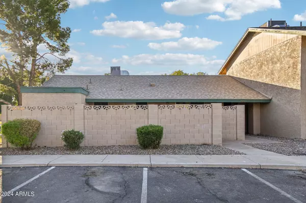 4648 W CONTINENTAL Drive, Glendale, AZ 85308