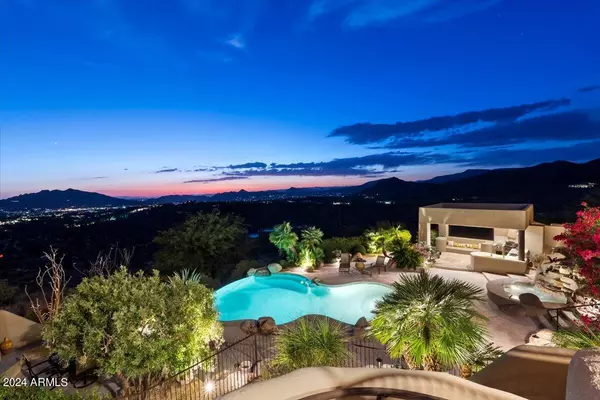 9202 E RED LAWRENCE Drive, Scottsdale, AZ 85262