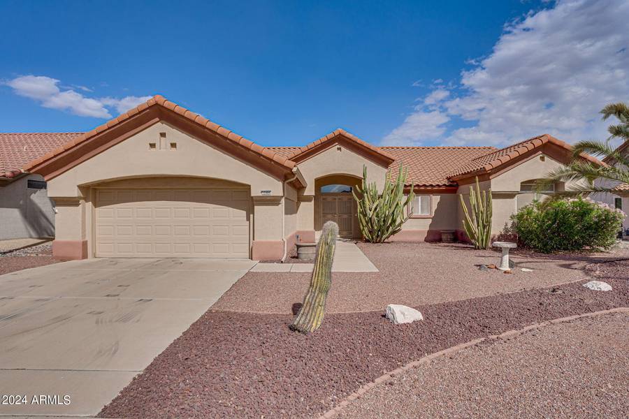 15906 W SENTINEL Drive, Sun City West, AZ 85375