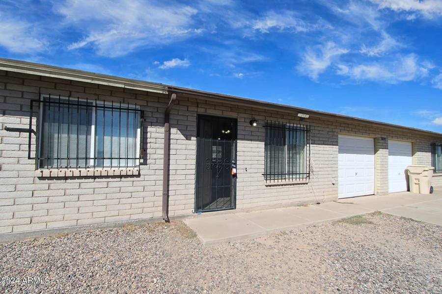 8590 W MAGNUM Drive #A, Arizona City, AZ 85123