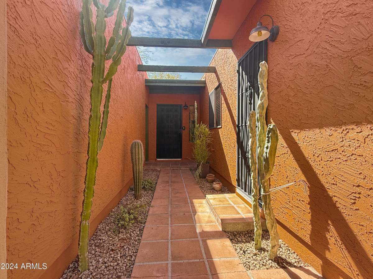 Carefree, AZ 85377,37212 N TRANQUIL Trail #17