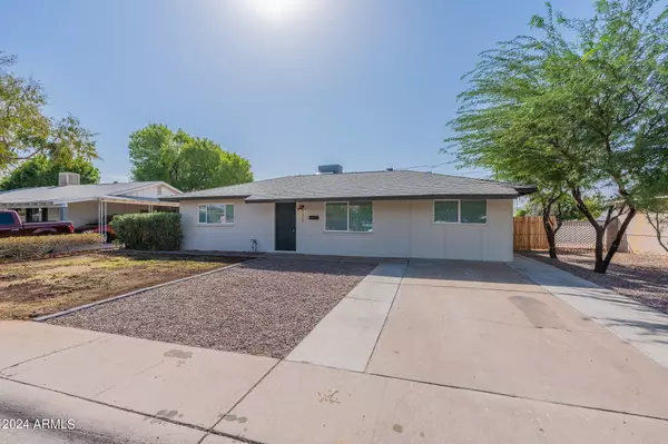 Phoenix, AZ 85029,3335 W WINDROSE Drive