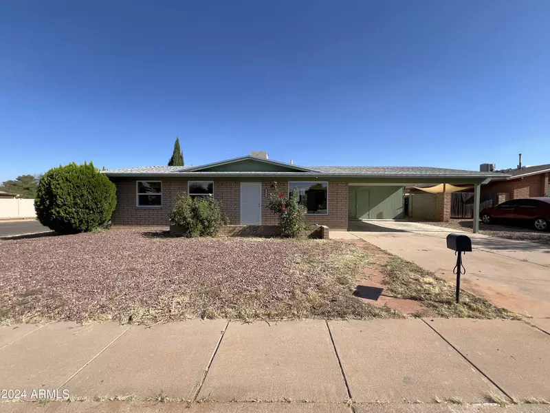 5030 E EVERGREEN Drive, Sierra Vista, AZ 85635