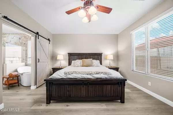San Tan Valley, AZ 85143,307 W TWIN PEAKS Parkway