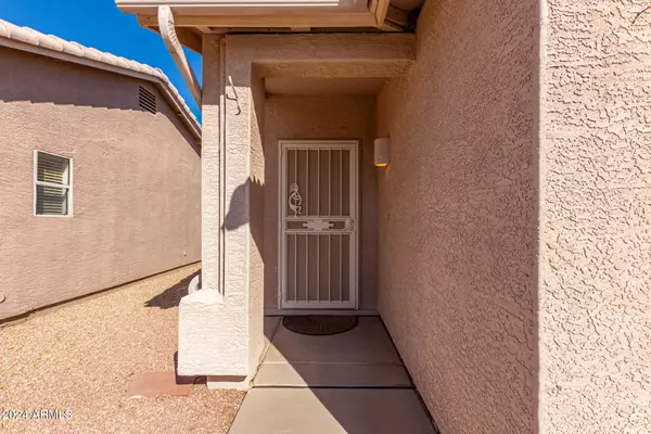 Chandler, AZ 85249,1402 E WATERVIEW Place