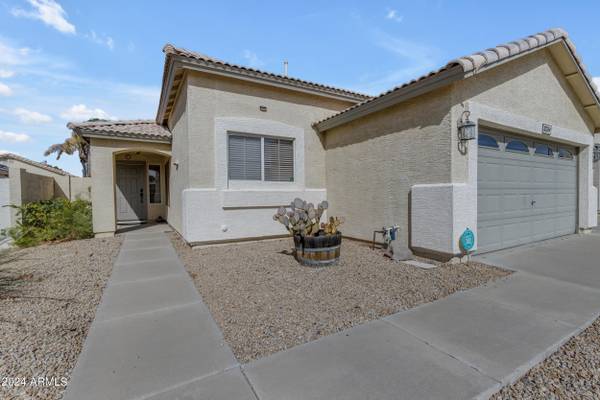 Peoria, AZ 85383,6744 W CRABAPPLE Drive