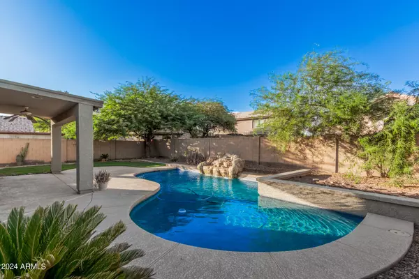 Phoenix, AZ 85043,6338 W PRESTON Lane