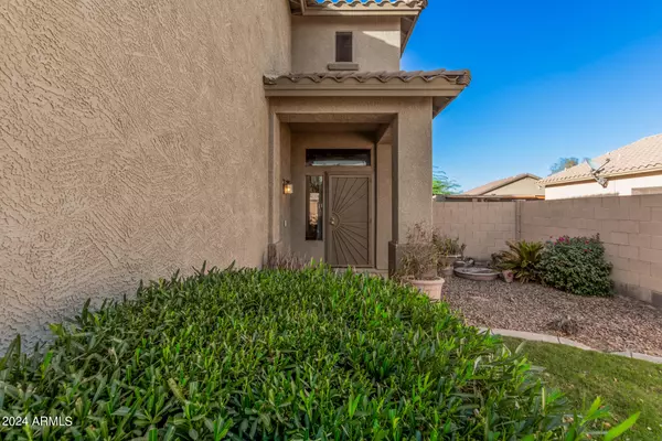 Phoenix, AZ 85043,6338 W PRESTON Lane