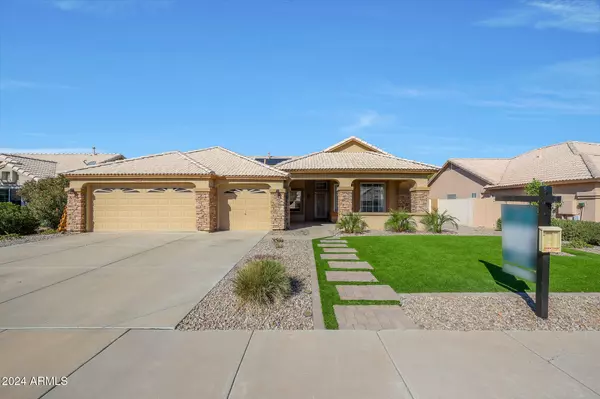 13348 W CAMBRIDGE Avenue, Goodyear, AZ 85395