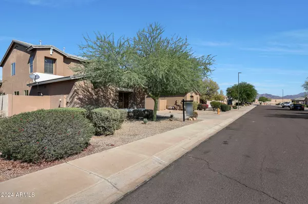 Goodyear, AZ 85338,17856 W SUMMERHAVEN Drive