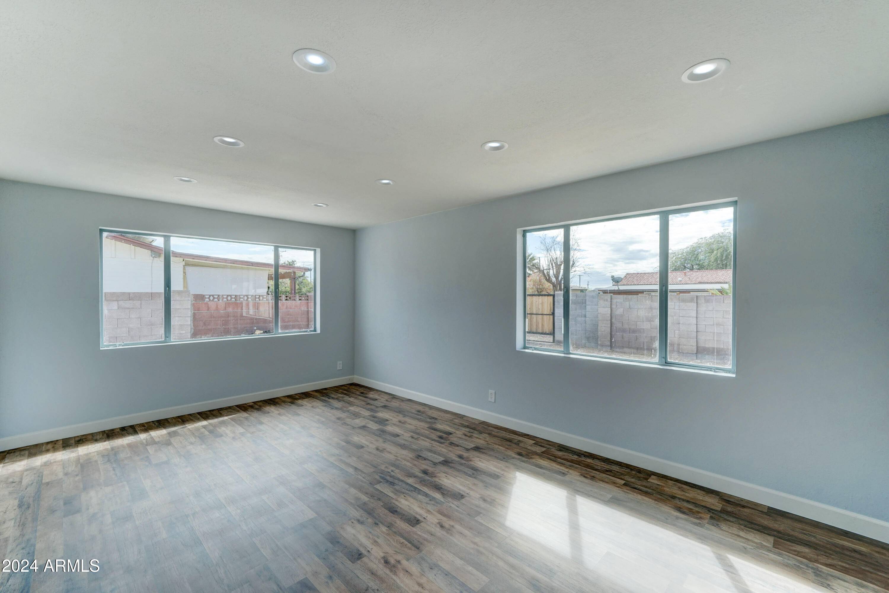 Phoenix, AZ 85051,3823 W AUGUSTA Avenue