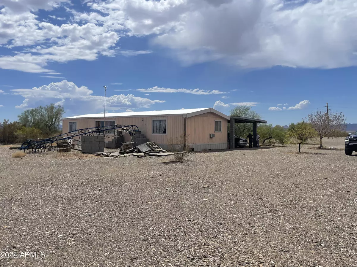 Salome, AZ 85348,54648 68 1/2 Street #0