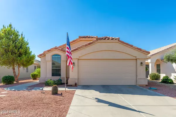 17629 W INGLESIDE Drive, Surprise, AZ 85374