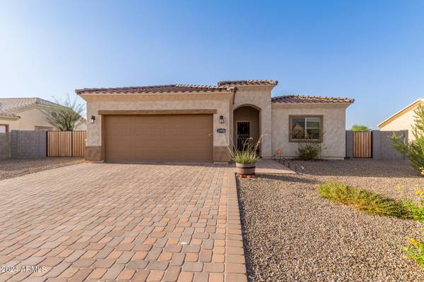 13934 S AVALON Road, Arizona City, AZ 85123