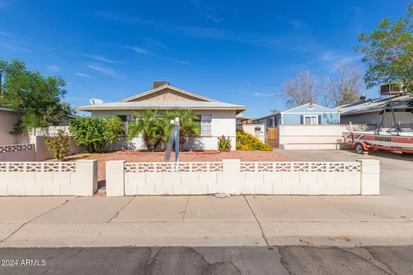 3314 W PORT AU PRINCE Lane,  Phoenix,  AZ 85053