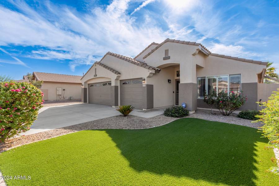 453 W THOMPSON Place, Chandler, AZ 85286