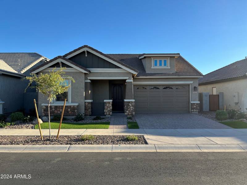 4283 E BERNICE Street E, Gilbert, AZ 85295