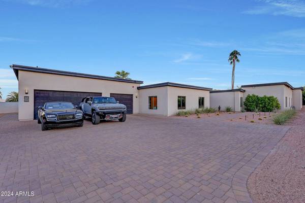 Paradise Valley, AZ 85253,8635 N TATUM Boulevard