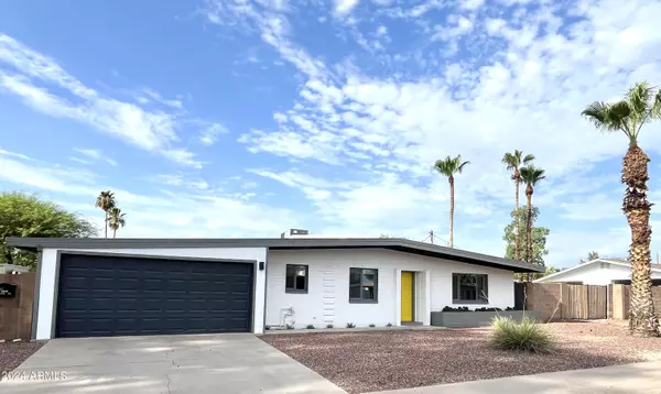 Phoenix, AZ 85028,3815 E SHAW BUTTE Drive