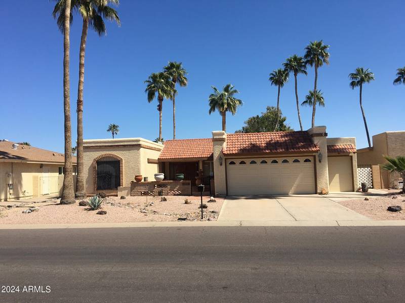 26005 S HOWARD Drive, Sun Lakes, AZ 85248