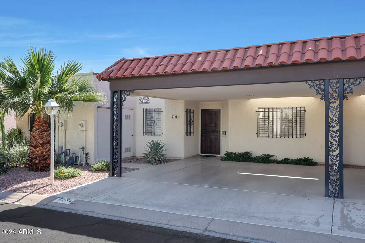 Scottsdale, AZ 85250,7705 E SANDALWOOD Drive