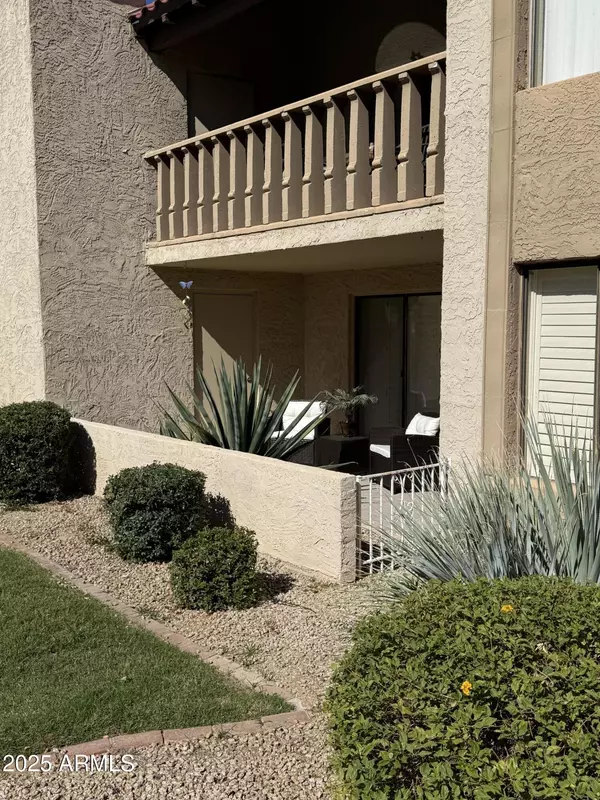 Scottsdale, AZ 85258,8649 E ROYAL PALM Road #104