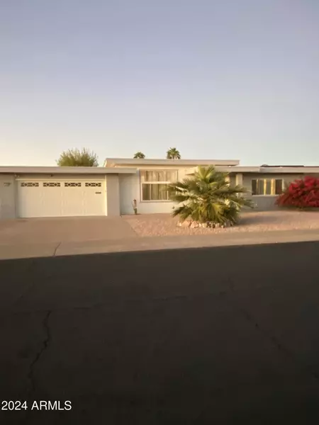 9526 W BROKENSTONE Drive, Sun City, AZ 85351