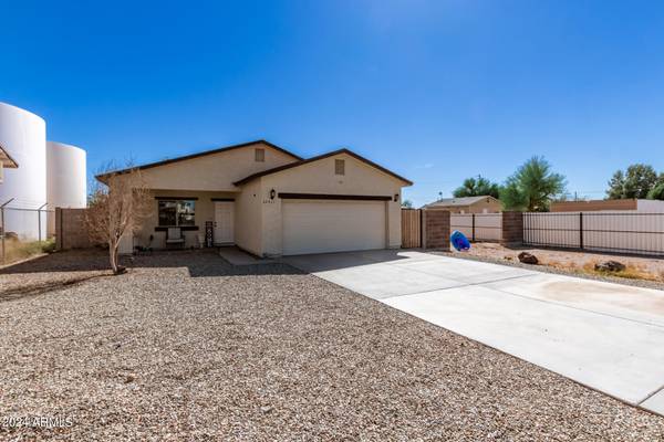 Wittmann, AZ 85361,32411 N CENTER Street