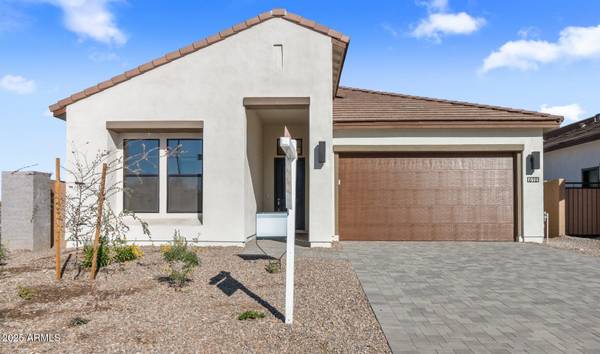 610 E Aurora Drive, San Tan Valley, AZ 85140