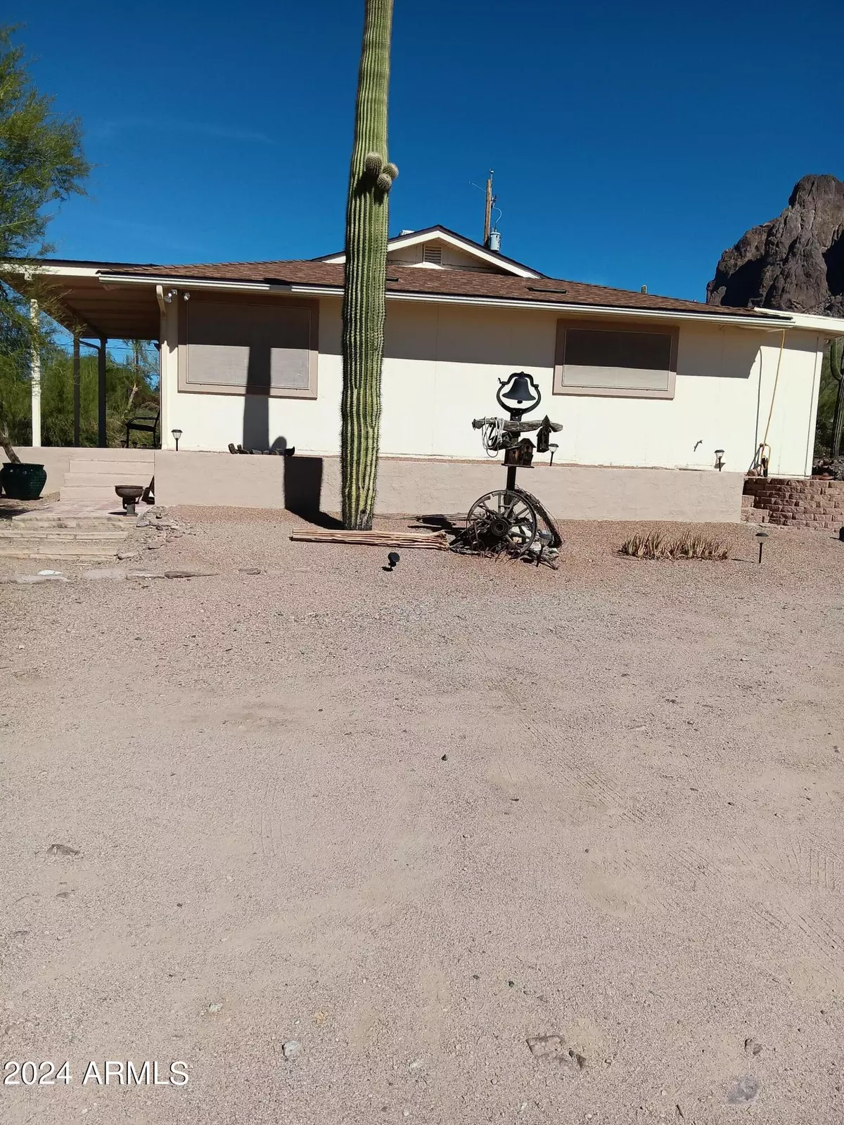 Apache Junction, AZ 85119,5851 E Singletree Street