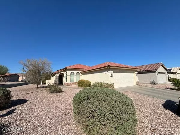 23364 W TWILIGHT Trail, Buckeye, AZ 85326