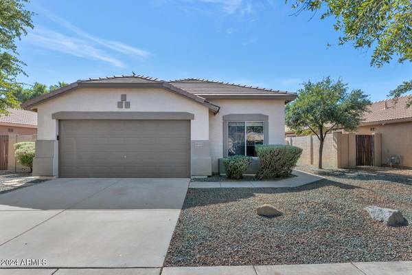 4044 S SUMMER Court, Gilbert, AZ 85297