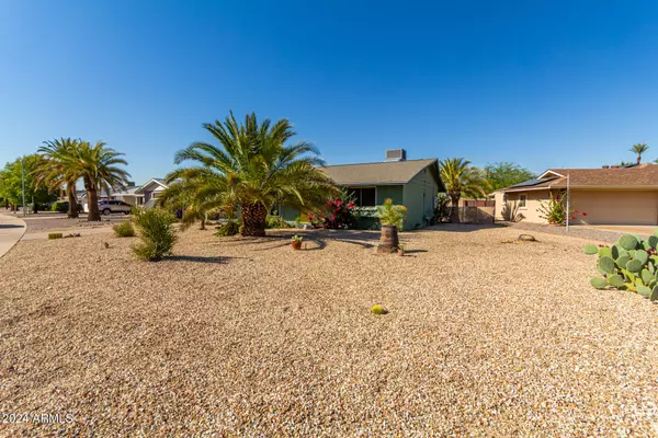 Sun City, AZ 85351,11844 N CHERRY HILLS Drive E