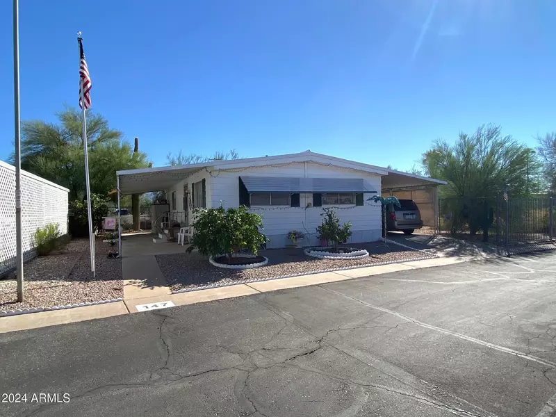 800 W APACHE TRAIL Trail #147, Apache Junction, AZ 85120