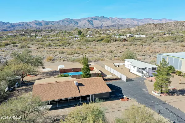 33400 S Ta Do Hoya Trail, Black Canyon City, AZ 85324