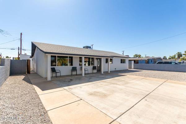 Phoenix, AZ 85051,3639 W LAWRENCE Lane