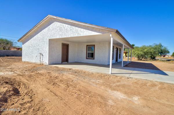 Eloy, AZ 85131,3355 W TOLLAN Drive