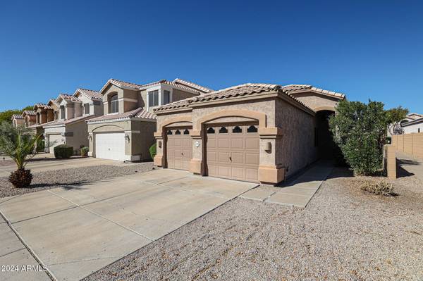 3536 W WHISPERING WIND Drive, Glendale, AZ 85310