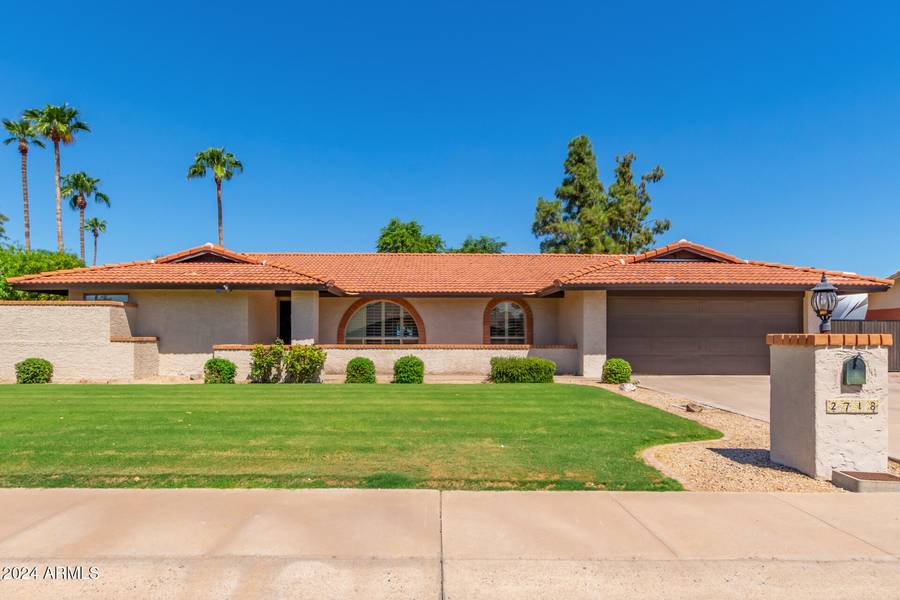 2718 E ALTADENA Avenue, Phoenix, AZ 85028